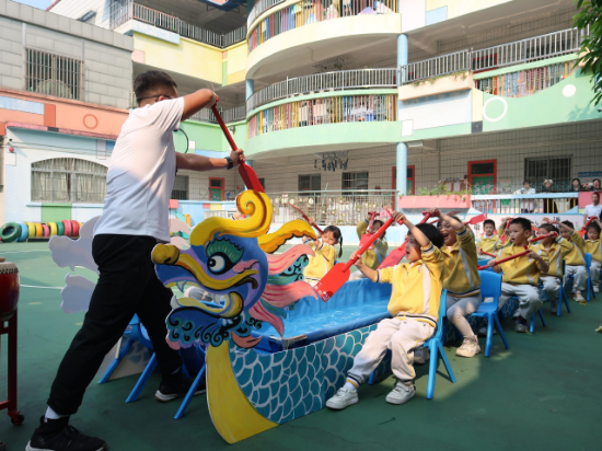 “同”樣主題“異”樣精彩，助推園本教研3.jpg